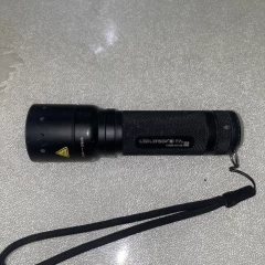 Фонарь профессиональный LED LENSER T7.2